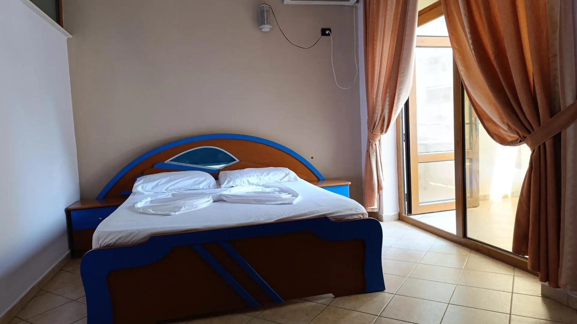 Hotel Mjeshtri Shëngjin