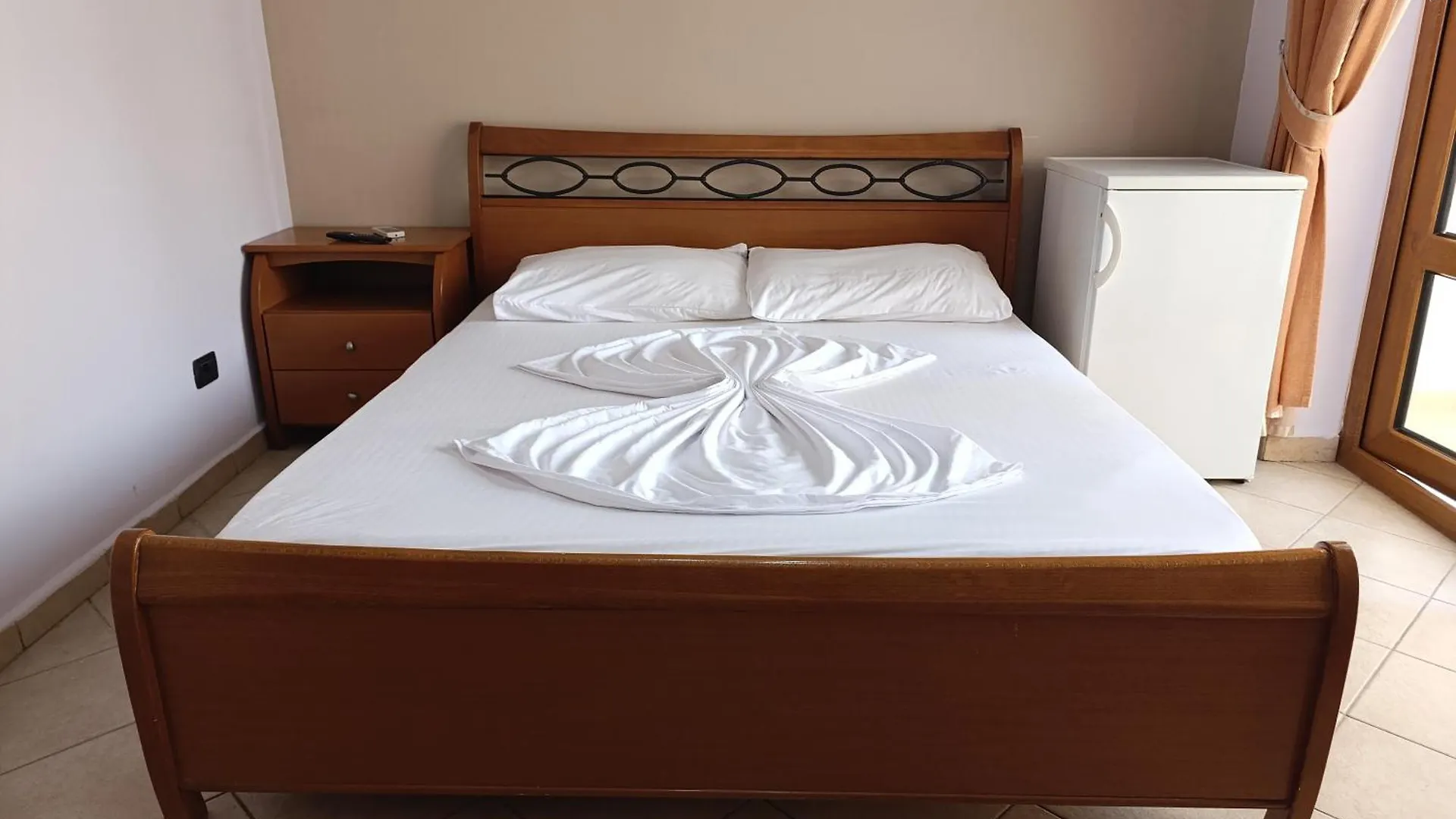 Hotel Mjeshtri Shëngjin