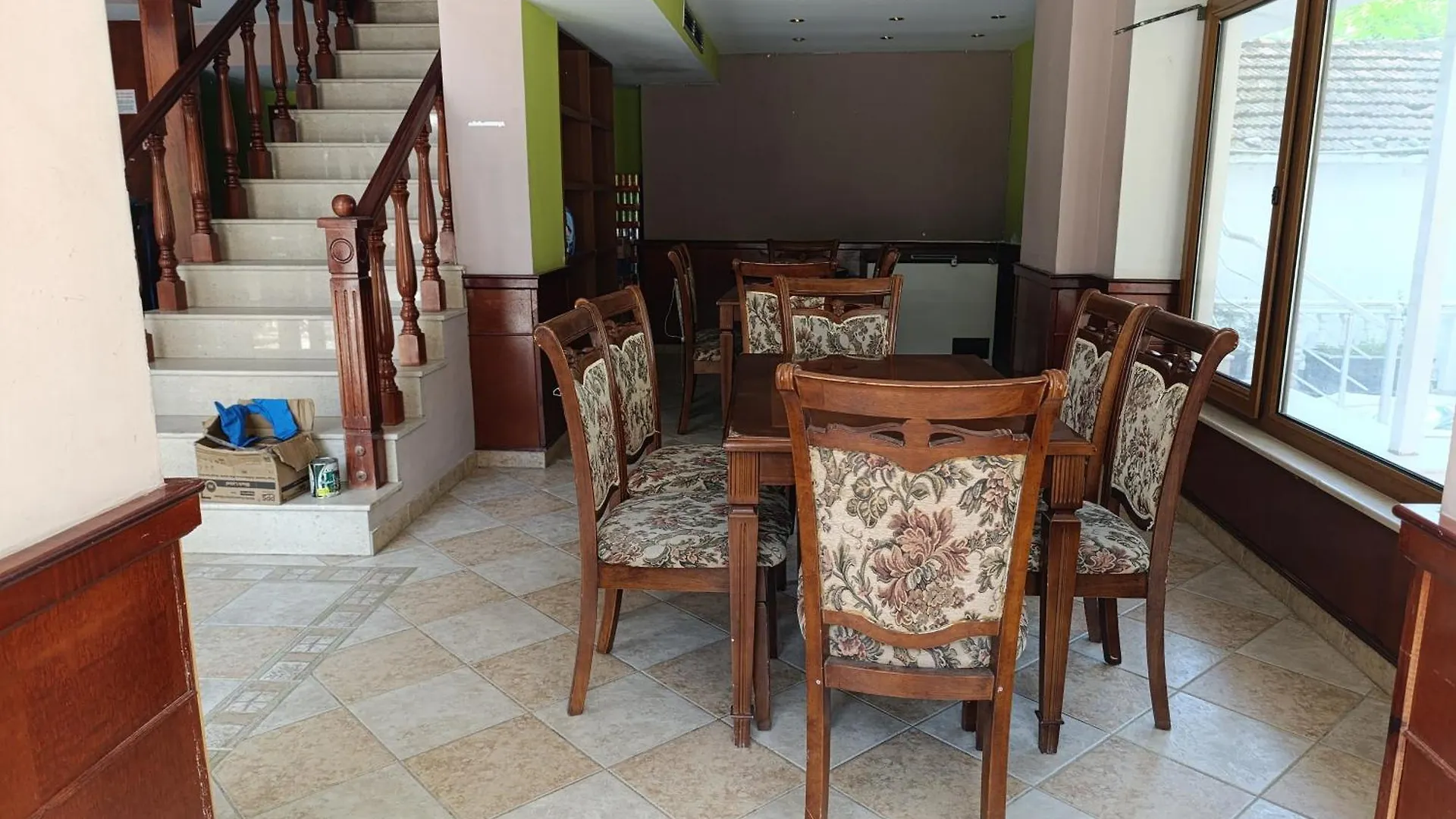 Hotel Mjeshtri Shëngjin