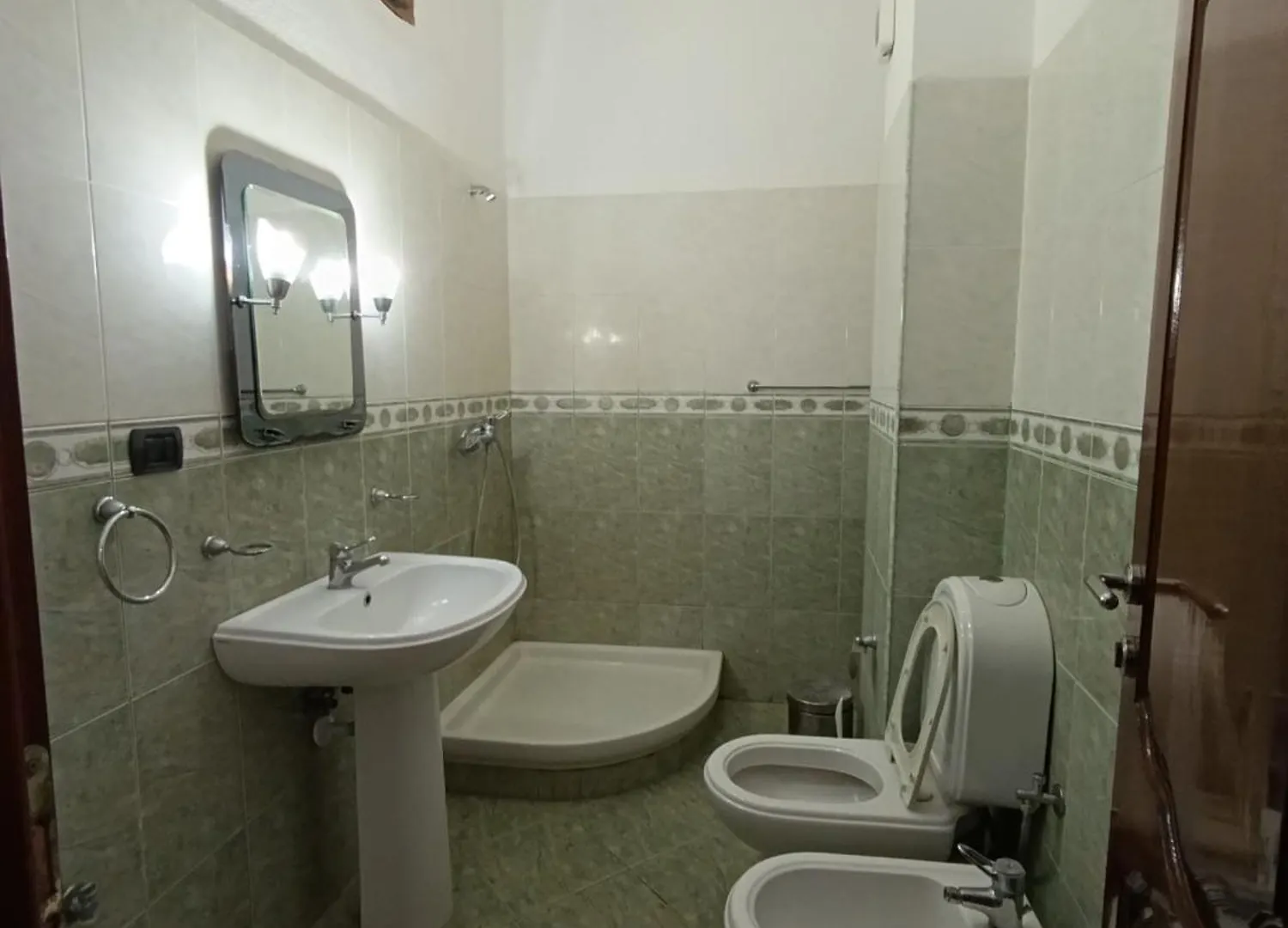 Hotel Mjeshtri Shëngjin Albanien