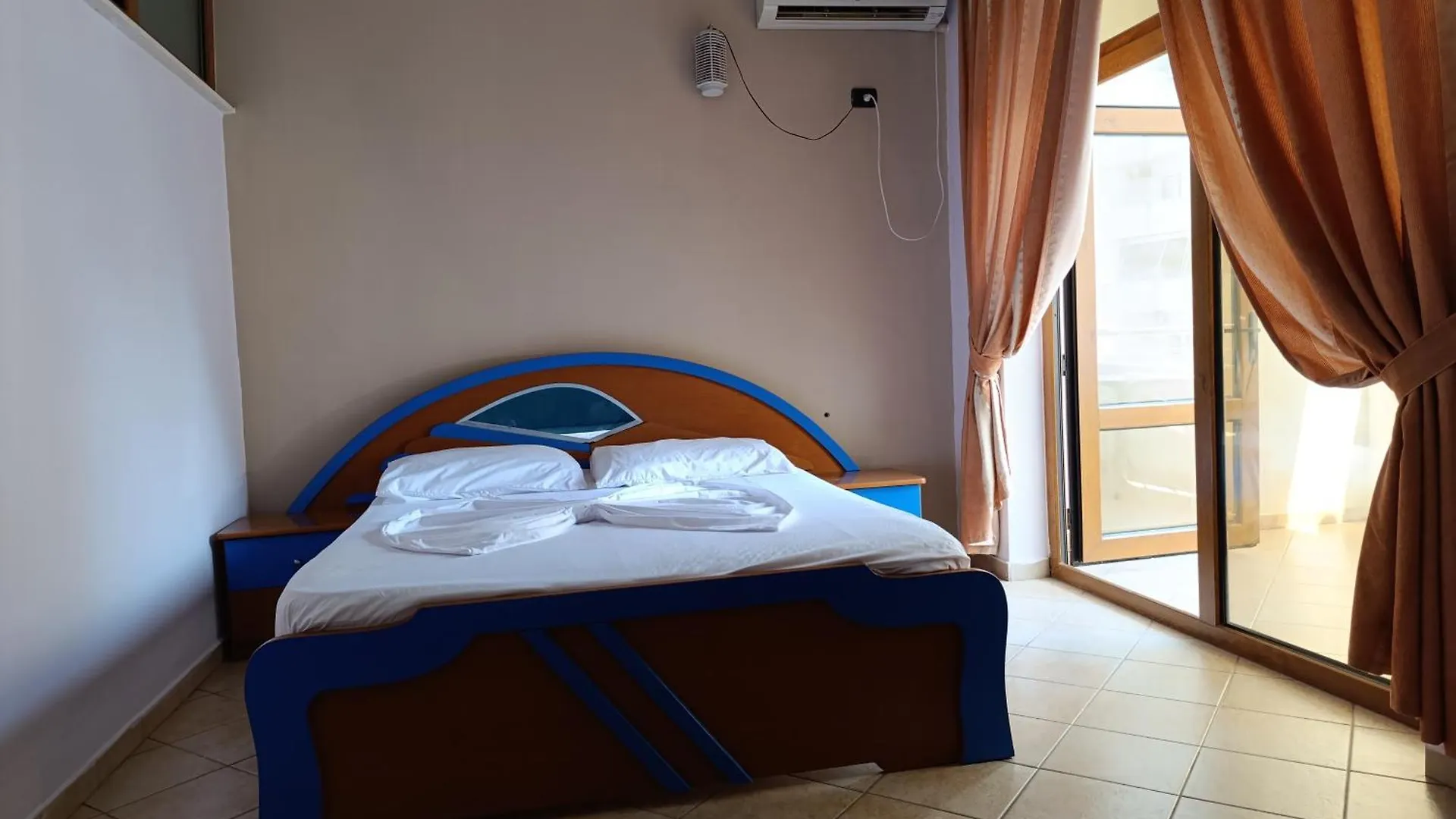 Hotel Mjeshtri Shëngjin