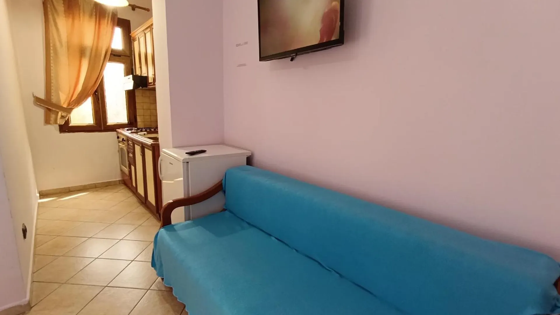 Hotel Mjeshtri Shëngjin 0*,